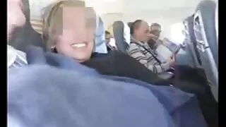 청 팬 옥타비아 레드 뽀르노 동영상 소파에 파르 테르로 돌진.