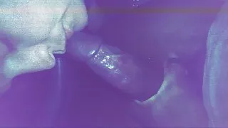 나탈리아 여왕은 그녀의 음부와 동영상 포르노 흑인 남자의 거시기를 연마.
