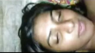 교사는 격자 무늬 치마에 러시아 학생을 잤어요. 부부 섹스 동영상